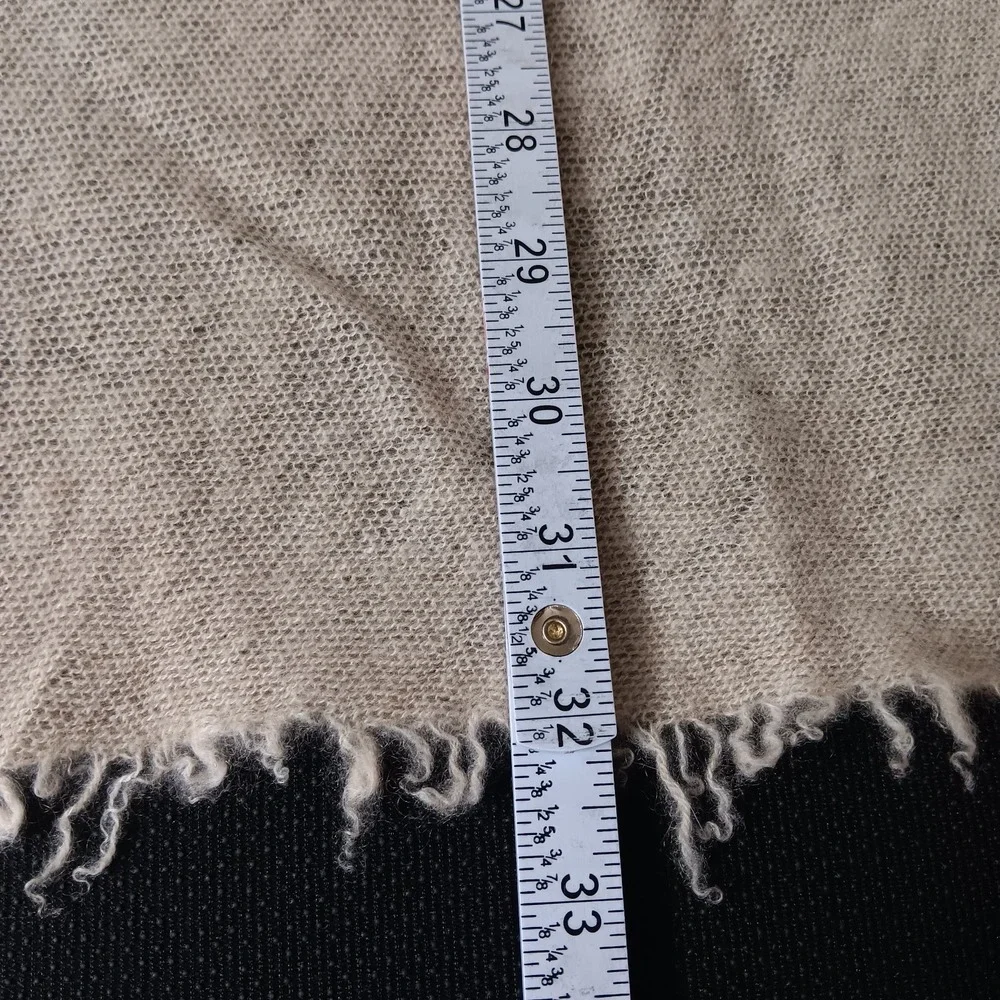 OVCIO 100% Cashmere Cloudpuff Wrap Scarf Heavenly Soft Beige New, BOX IS DAMAGED